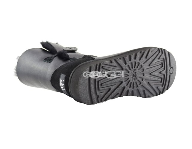 Bailey Button Metallic Black