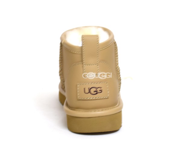 Ultra mini Leather Sand